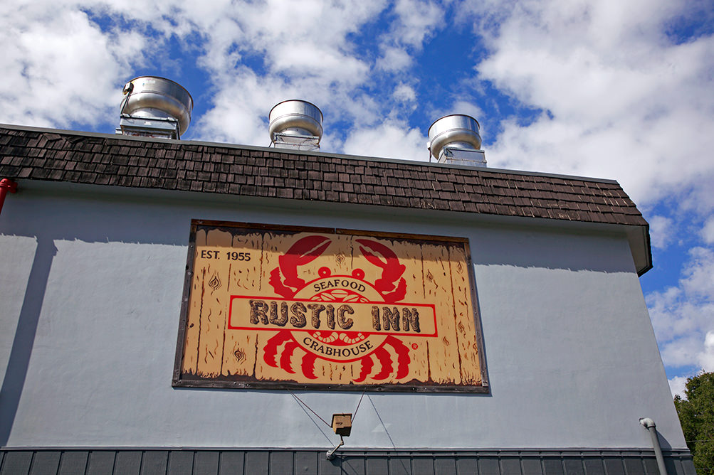 Rustic Inn Sign